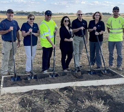 Solar project groundbreaking in Waverly, Iowa